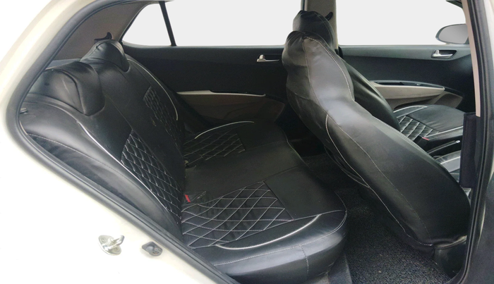 2015 Hyundai Grand i10 SPORTZ 1.1 CRDI, Diesel, Manual, 97,256 km, interior