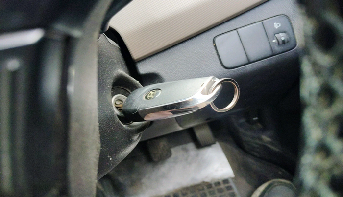 2015 Hyundai Grand i10 SPORTZ 1.1 CRDI, Diesel, Manual, 97,256 km, interior