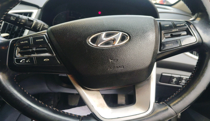 2018 Hyundai Creta SX 1.6 DIESEL DUAL TONE, Diesel, Manual, 89,452 km, interior