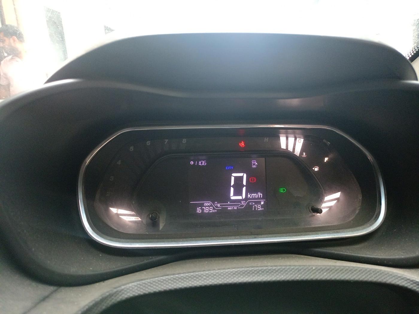 2020 Tata NEXON XM PETROL, Petrol, Manual, 16,789 km, interior