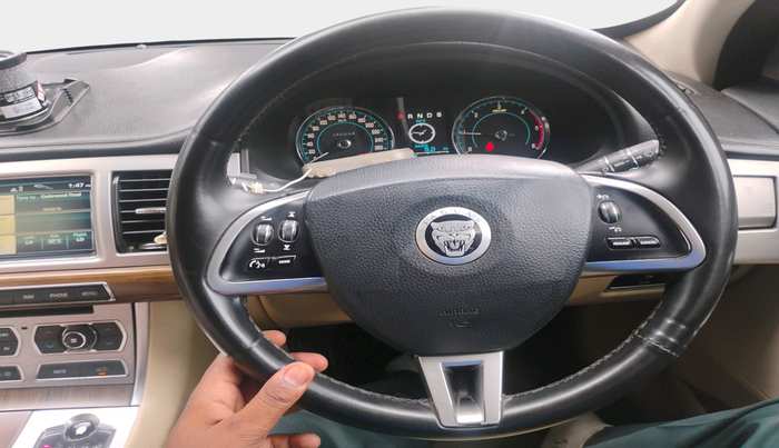 2013 Jaguar XF 2.2 DIESEL, Diesel, Automatic, 94,472 km, interior