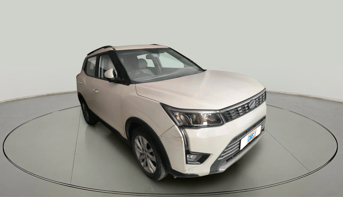 2020 Mahindra XUV300 W8 1.5 DIESEL, Diesel, Manual, 47,614 km, exterior
