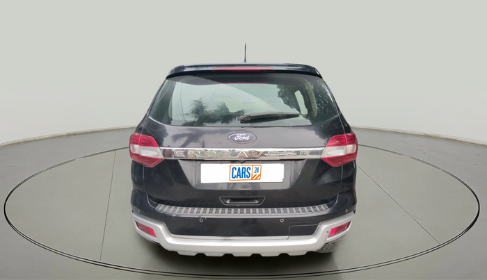 2017 Ford Endeavour TITANIUM 3.2 4X4 AT, Diesel, Automatic, 2,14,514 km, exterior