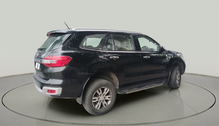 2017 Ford Endeavour TITANIUM 3.2 4X4 AT, Diesel, Automatic, 2,14,514 km, exterior