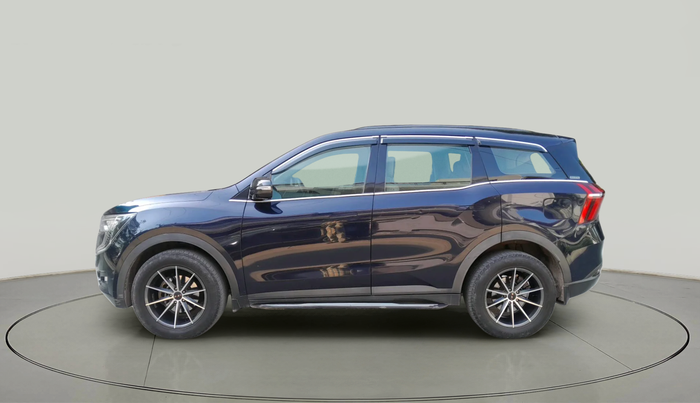 2022 Mahindra XUV700 AX 5 D AT 5 STR, Diesel, Automatic, 56,559 km, exterior