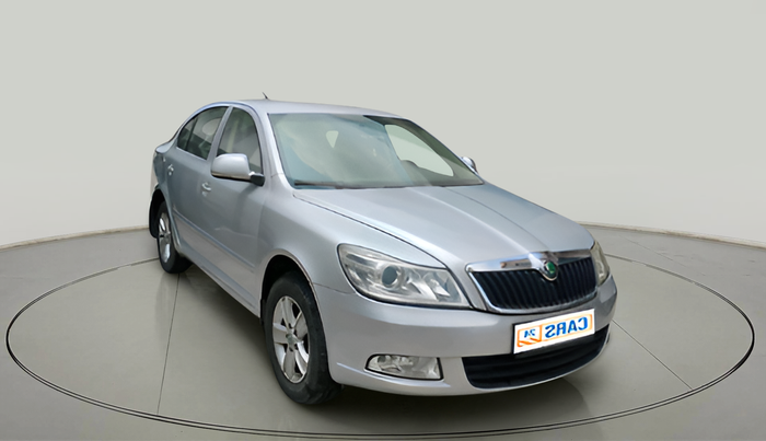 2012 Skoda Laura AMBIENTE 2.0 TDI CR MT, Diesel, Manual, 93,612 km, exterior