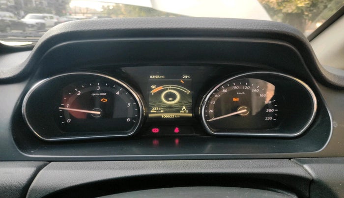 2017 Tata Hexa XM 4X2 7 STR, Diesel, Manual, 1,06,622 km, interior