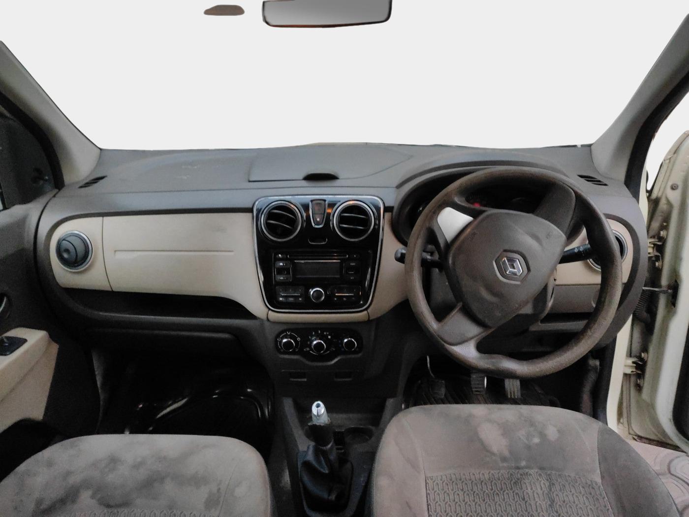 2015 Renault Lodgy 85 PS RXL, Diesel, Manual, 1,84,371 km, interior