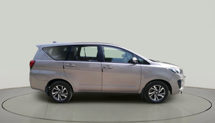 2022 Toyota Innova Crysta 2.7 GX AT 7 STR, Petrol, Automatic, 40,508 km, exterior