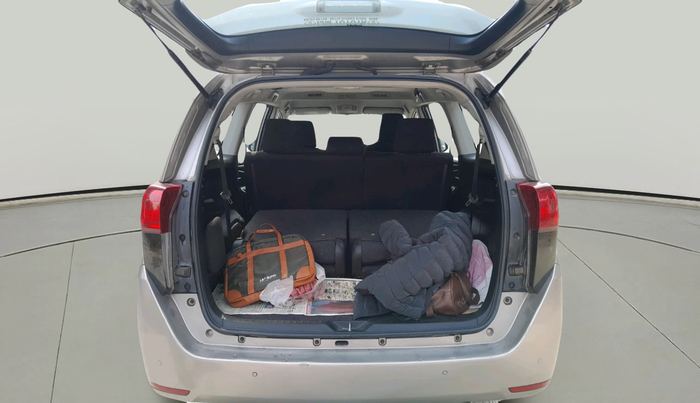 2022 Toyota Innova Crysta 2.7 GX AT 7 STR, Petrol, Automatic, 40,508 km, exterior