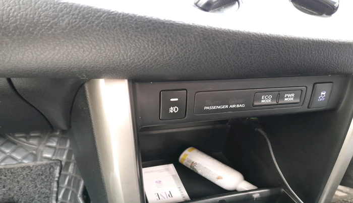 2022 Toyota Innova Crysta 2.7 GX AT 7 STR, Petrol, Automatic, 40,508 km, interior