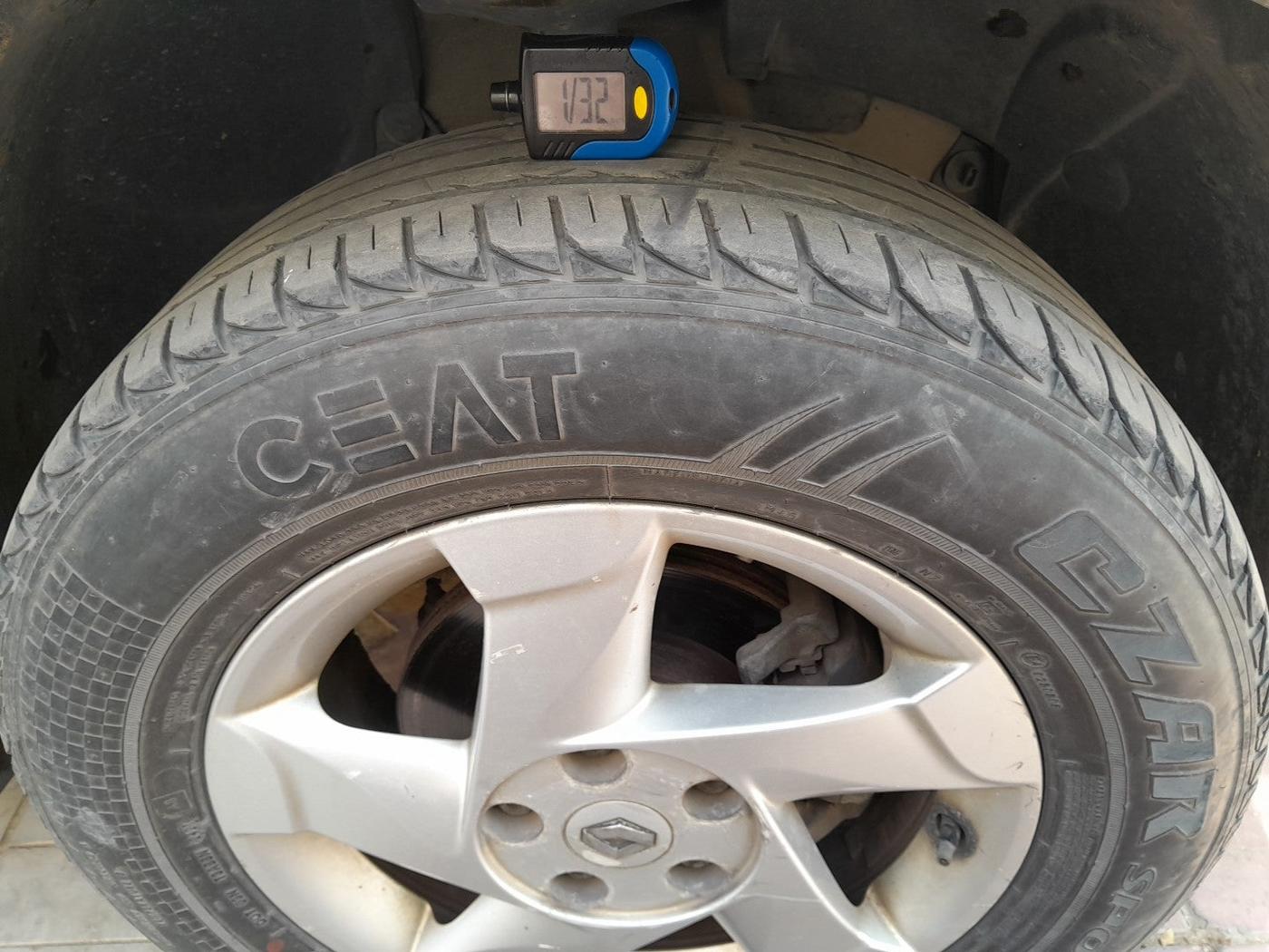 2013 Renault Duster 110 PS RXZ DIESEL, Diesel, Manual, 1,55,793 km, tyre