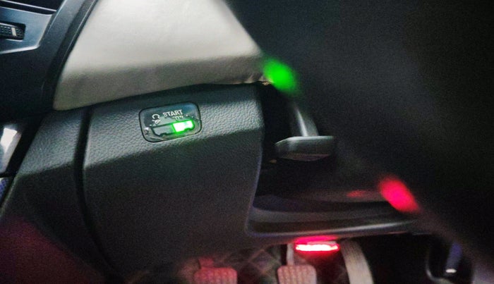 2012 Chevrolet Cruze LTZ, Diesel, Manual, 77,326 km, interior