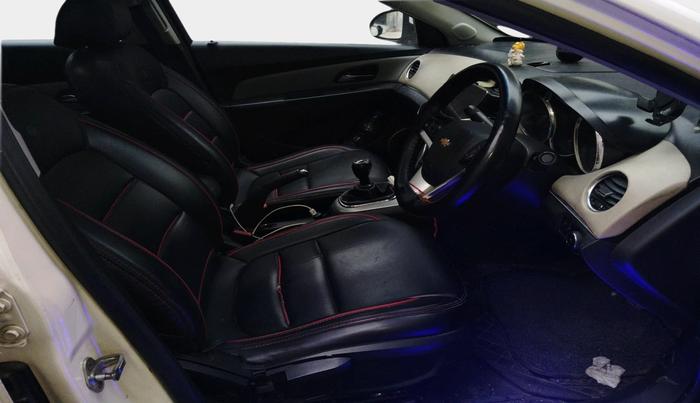 2012 Chevrolet Cruze LTZ, Diesel, Manual, 77,326 km, interior