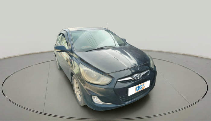 2011 Hyundai Verna FLUIDIC 1.6 VTVT SX, Petrol, Manual, 74,777 km, exterior