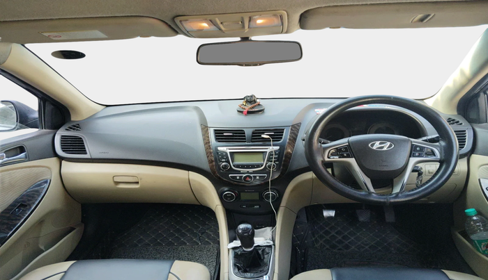 2011 Hyundai Verna FLUIDIC 1.6 VTVT SX, Petrol, Manual, 74,777 km, interior