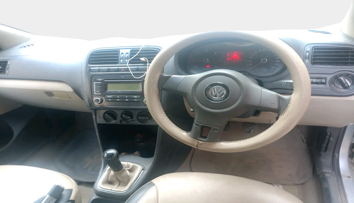 2012 Volkswagen Polo COMFORTLINE 1.2L, Diesel, Manual, 86,940 km, interior