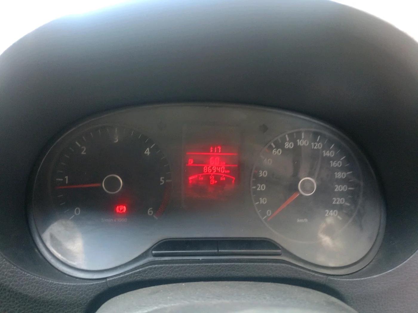 2012 Volkswagen Polo COMFORTLINE 1.2L, Diesel, Manual, 86,940 km, interior