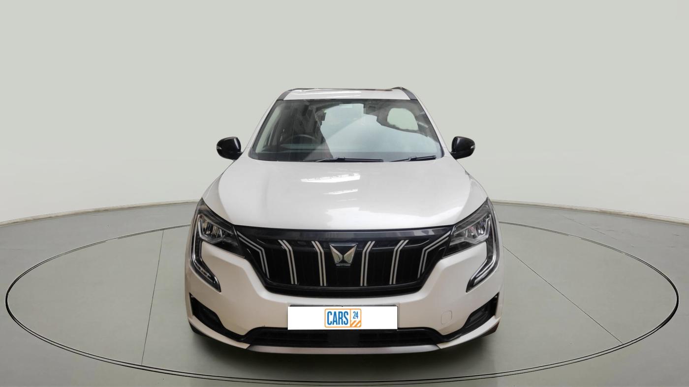 2021 Mahindra XUV700 AX 5 P MT 7 STR, Petrol, Manual, 82,405 km, exterior
