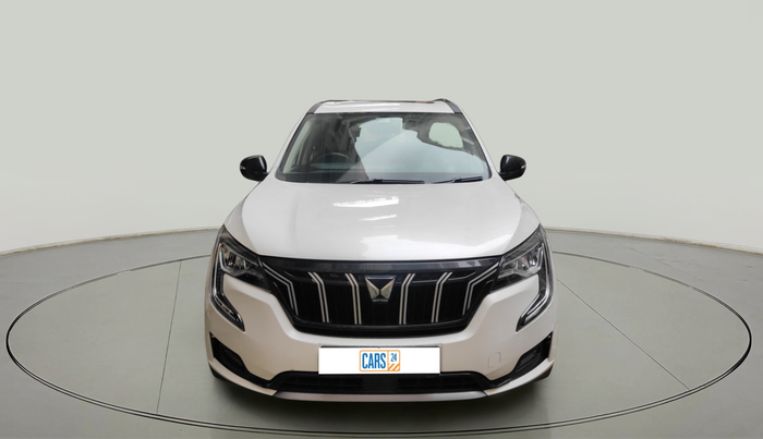2021 Mahindra XUV700 AX 5 D MT 7 STR, Diesel, Manual, 82,405 km, exterior