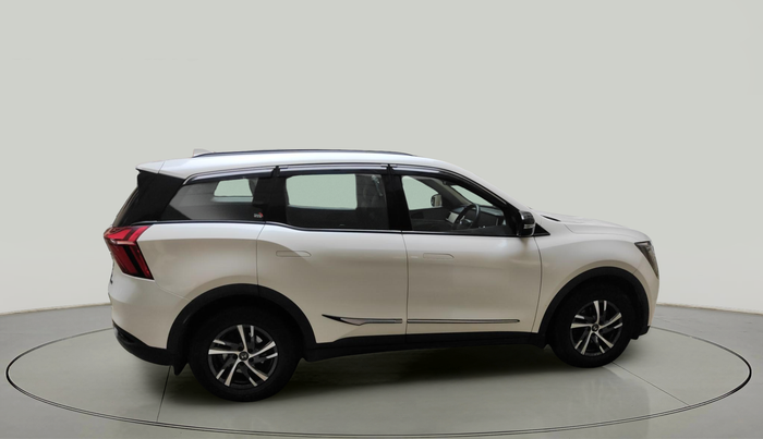 2021 Mahindra XUV700 AX 5 D MT 7 STR, Diesel, Manual, 82,405 km, exterior