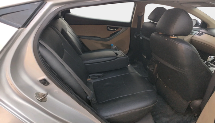 2014 Hyundai New Elantra 1.6 SX MT DIESEL, Diesel, Manual, 1,03,614 km, interior