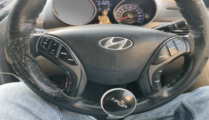 2014 Hyundai New Elantra 1.6 SX MT DIESEL, Diesel, Manual, 1,03,614 km, interior