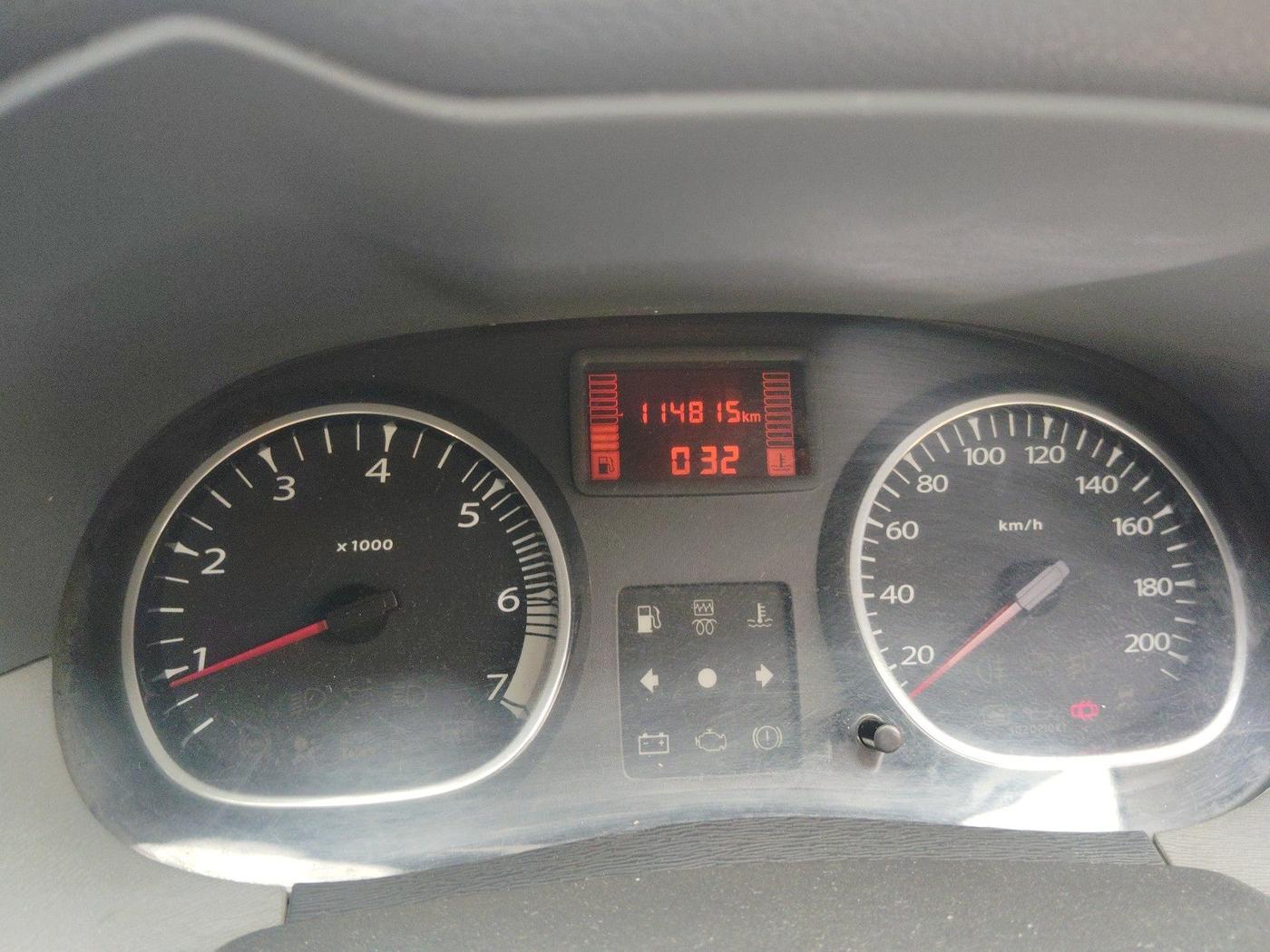 2014 Renault Duster 85 PS RXE DIESEL, Diesel, Manual, 1,14,815 km, interior