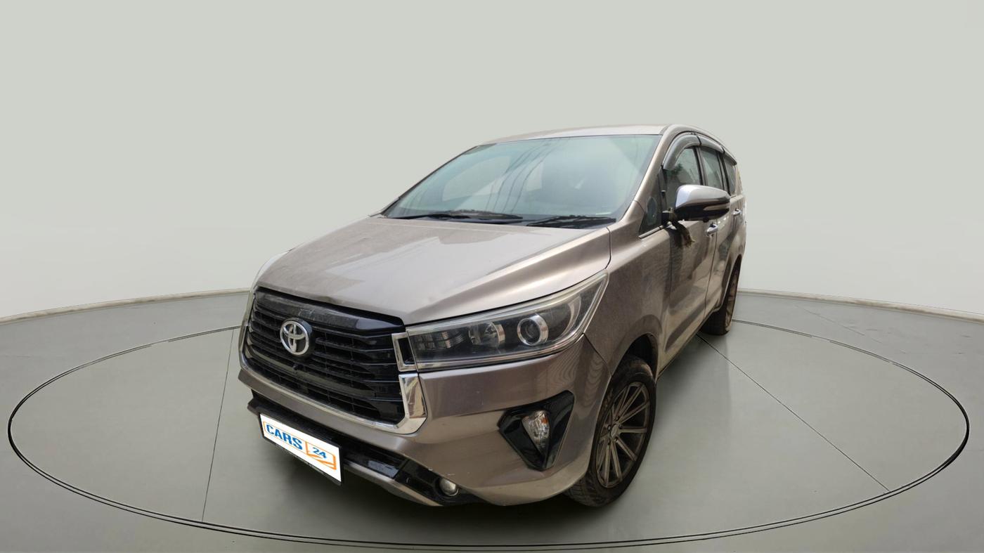 2016 Toyota Innova Crysta 2.8 ZX AT 7 STR, Diesel, Automatic, 1,47,865 km, exterior
