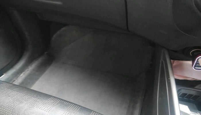 2020 Maruti XL6 ZETA MT, Petrol, Manual, 1,10,022 km, interior