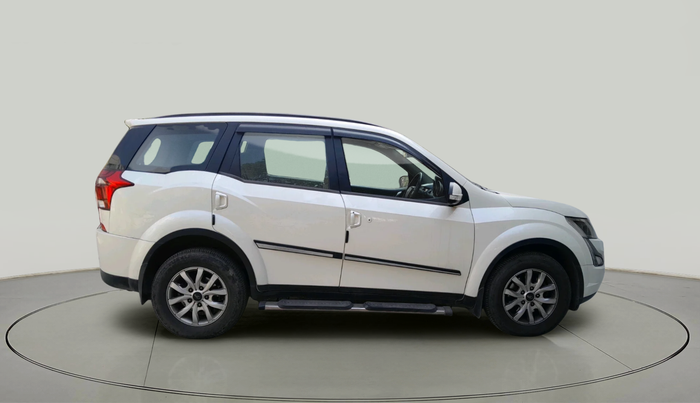 2018 Mahindra XUV500 W9 AT, Diesel, Automatic, 51,902 km, exterior