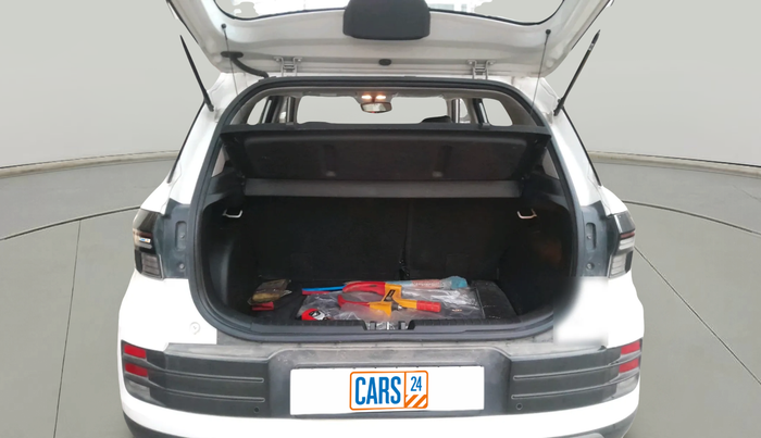 2022 Hyundai VENUE SX 1.2 PETROL, Petrol, Manual, 33,978 km, exterior