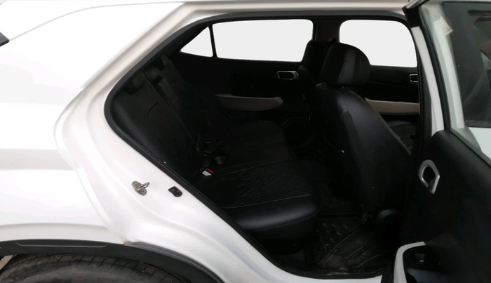 2022 Hyundai VENUE SX 1.2 PETROL, Petrol, Manual, 33,978 km, interior