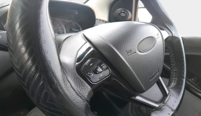 2019 Ford New Figo TITANIUM 1.2 PETROL MT, Petrol, Manual, 1,42,796 km, interior