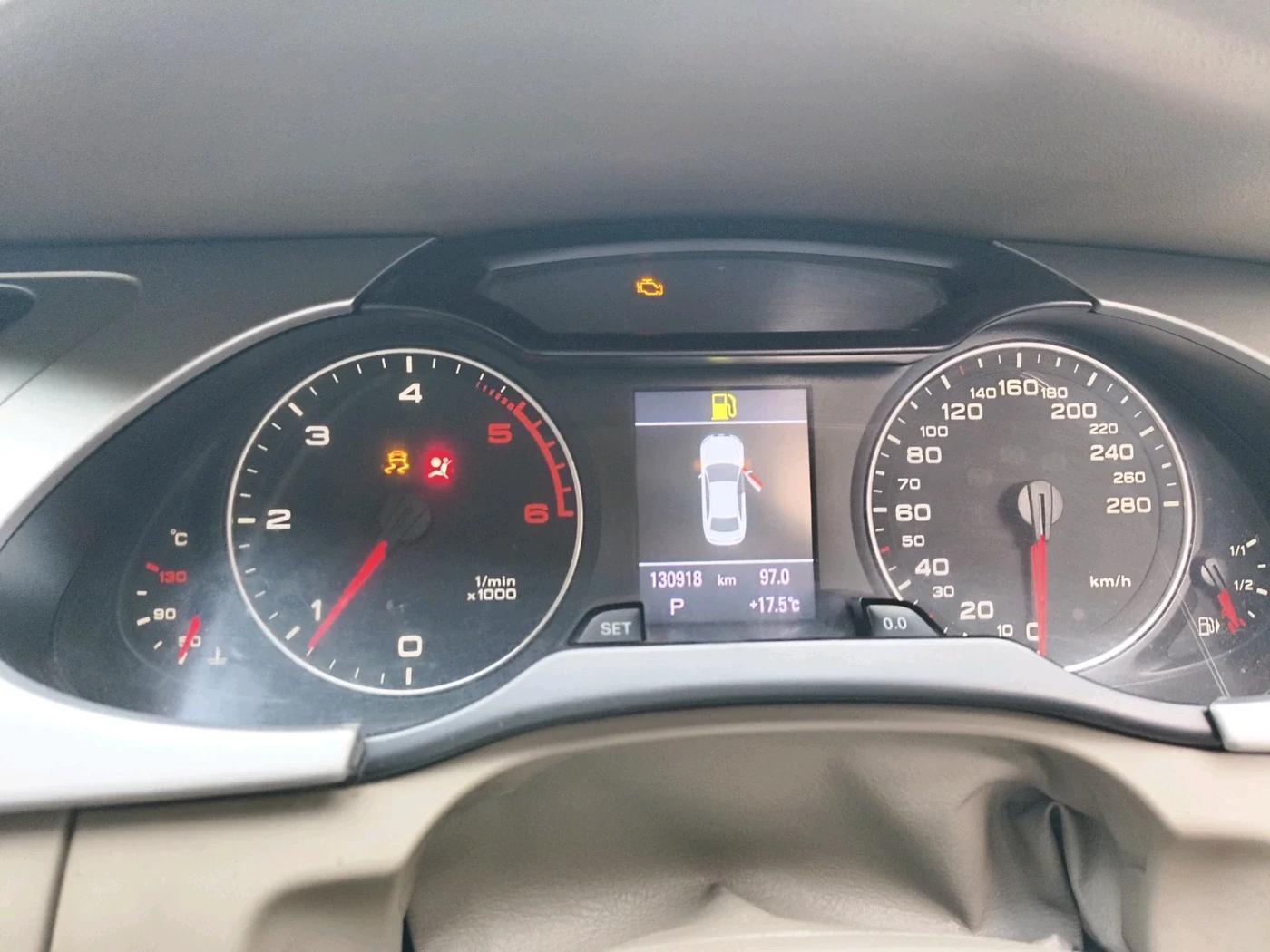 2012 Audi A4 2.0 TDI, Diesel, Automatic, 1,30,918 km, interior