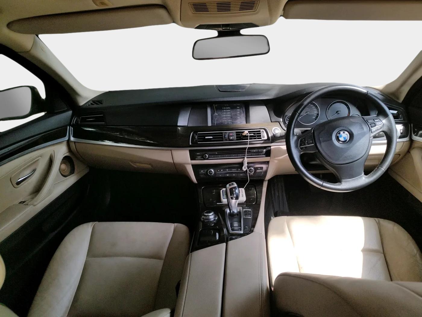 2012 BMW 5 Series 520D 2.0, Diesel, Automatic, 32,558 km, interior