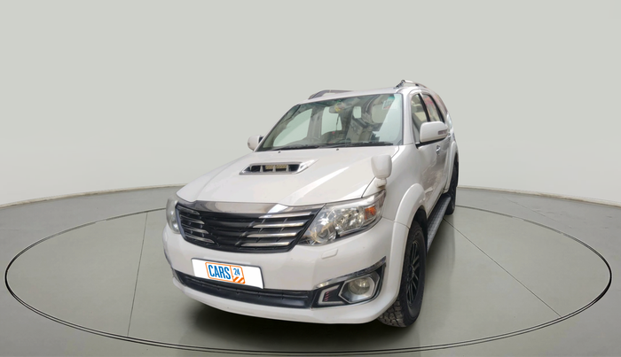 2014 Toyota Fortuner 3.0 4X2 AT, Diesel, Automatic, 63,886 km, exterior