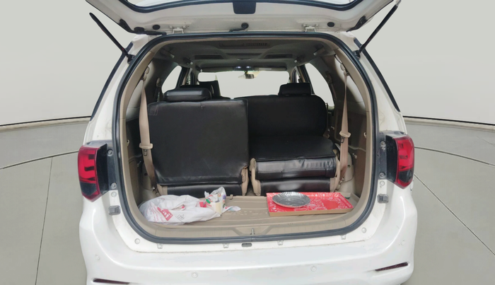 2014 Toyota Fortuner 3.0 4X2 AT, Diesel, Automatic, 63,886 km, exterior