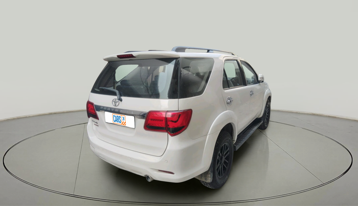 2014 Toyota Fortuner 3.0 4X2 AT, Diesel, Automatic, 63,886 km, exterior