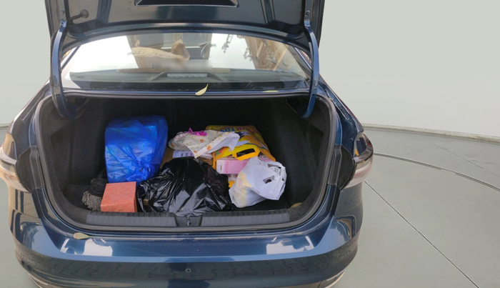 2023 Volkswagen VIRTUS TOPLINE TSI 1.0 AT, Petrol, Automatic, 39,571 km, exterior