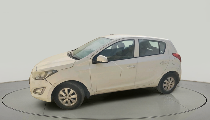 2014 Hyundai i20 SPORTZ 1.4 CRDI, Diesel, Manual, 2,14,016 km, exterior