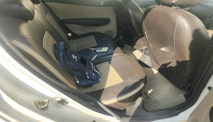 2014 Hyundai i20 SPORTZ 1.4 CRDI, Diesel, Manual, 2,14,016 km, interior