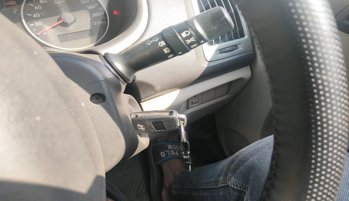 2014 Hyundai i20 SPORTZ 1.4 CRDI, Diesel, Manual, 2,14,016 km, interior