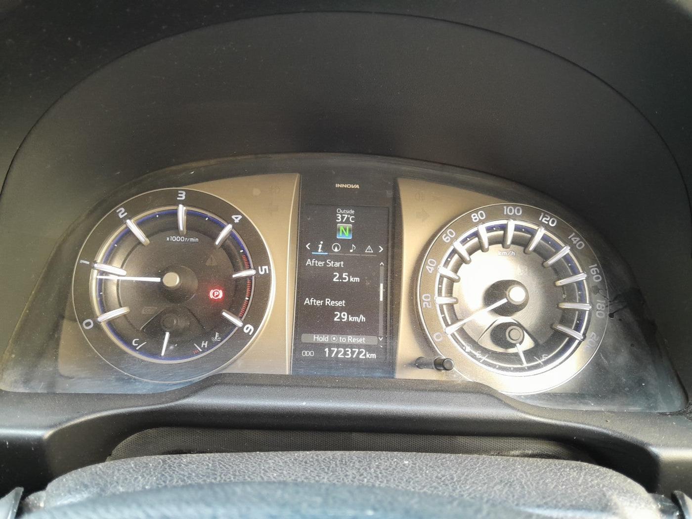 2016 Toyota Innova Crysta 2.8 ZX AT 7 STR, Diesel, Automatic, 1,72,372 km, interior