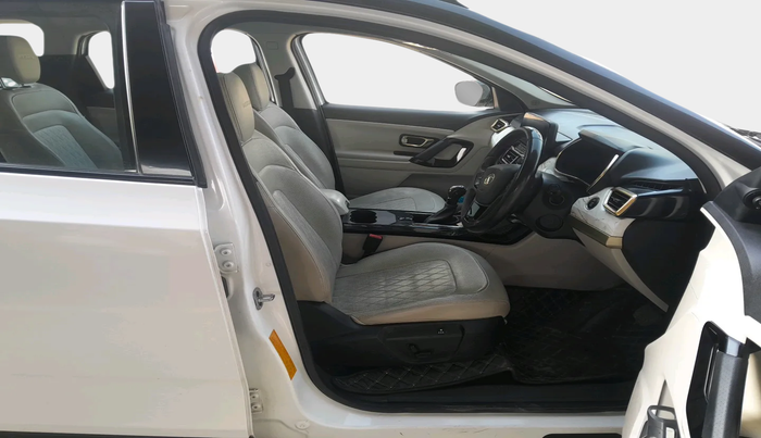 2021 Tata Safari XZA PLUS GOLD, Diesel, Automatic, 45,200 km, interior