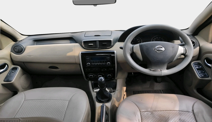 2015 Nissan Terrano XL O (D), Diesel, Manual, 1,67,437 km, interior