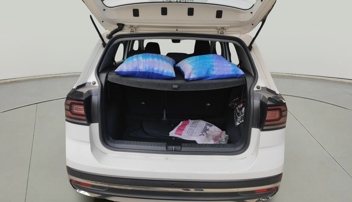 2021 Volkswagen TAIGUN HIGHLINE 1.0 TSI AT, Petrol, Automatic, 27,000 km, exterior