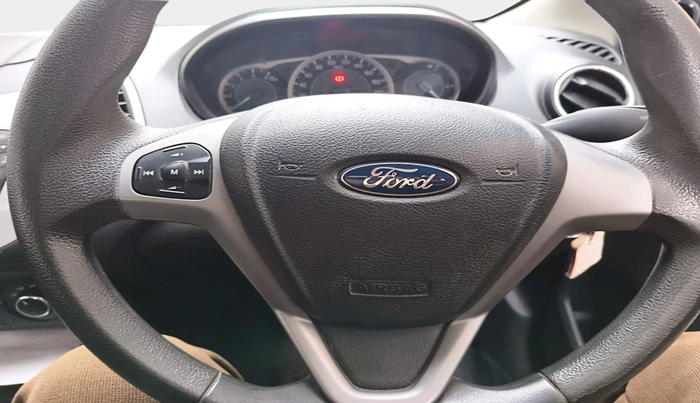 2015 Ford New Figo TREND 1.5L DIESEL, Diesel, Manual, 1,22,063 km, interior
