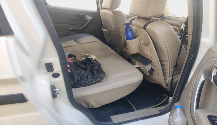 2023 Mahindra BOLERO NEO N10 R, Diesel, Manual, 48,682 km, interior