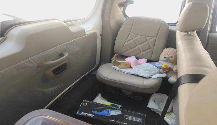 2023 Mahindra BOLERO NEO N10 R, Diesel, Manual, 48,682 km, interior